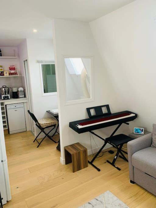 Studio Cosy Au Coeur De Paříž Exteriér fotografie